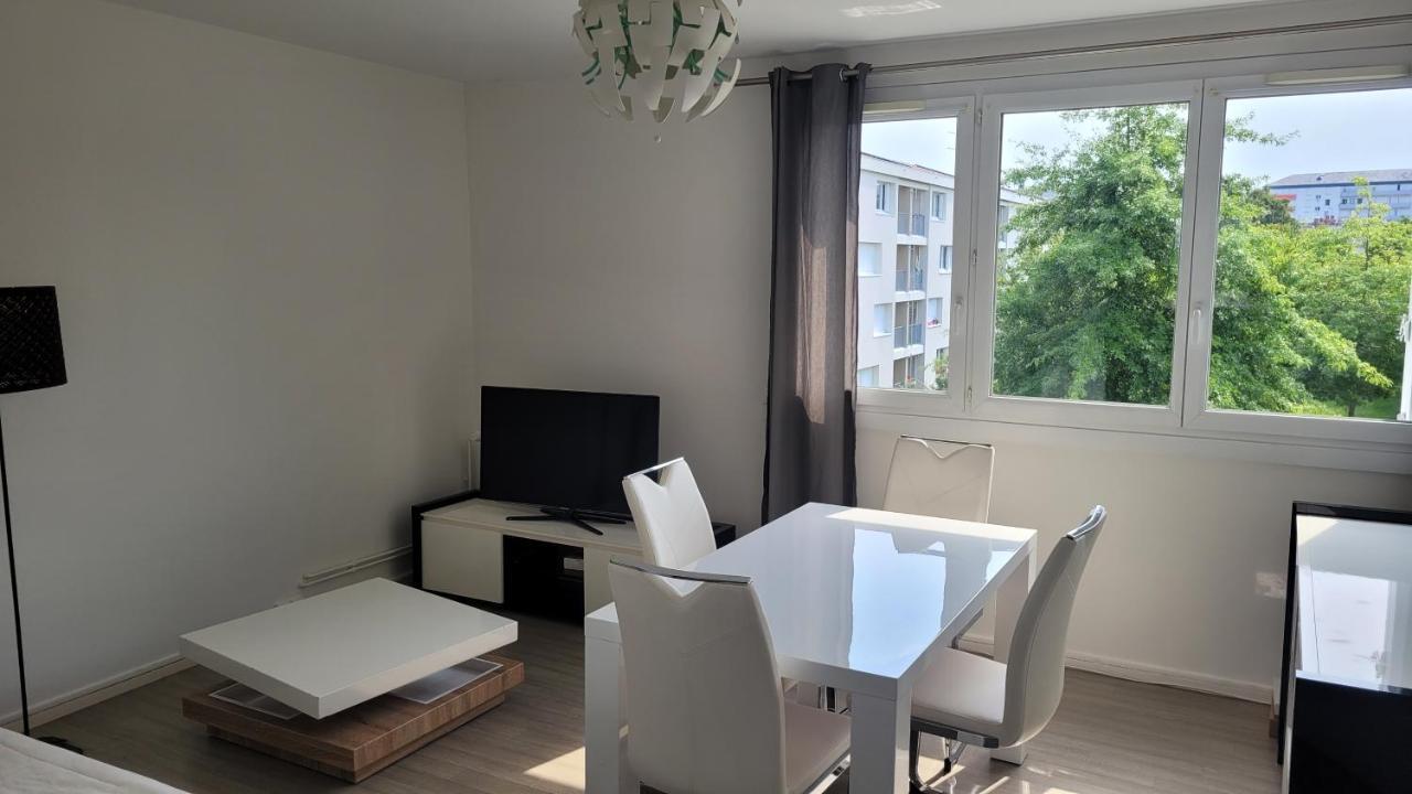 Appartement Lumineux Cholet Luaran gambar